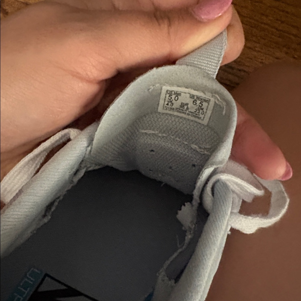 Vans Light Gray Sneakers - Picture 5 of 5